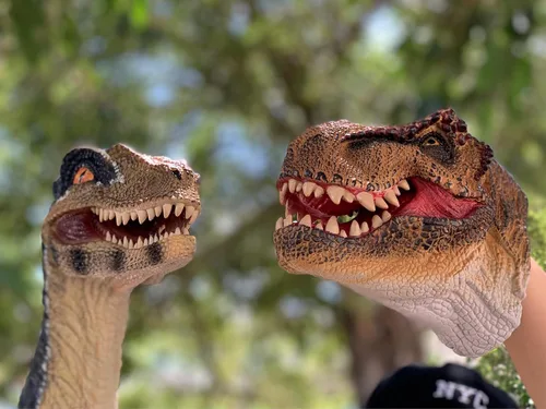 Vista 7 de Juguetes de dinosaurio, tiranosaurio Rex y velociraptor azul, marionetas de mano, juego de figuras de acción del mundo de dinosaurio, divertido