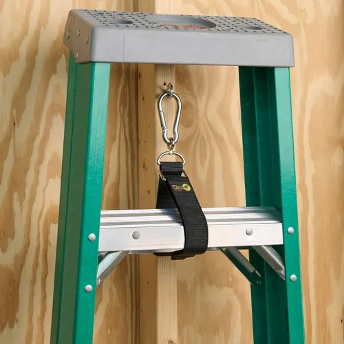 Vista 4 de Correa de almacenamiento Wrap-It con gancho y enganche - Paquete surtido de 3 piezas en negro - Soporte resistente para cables de extensión