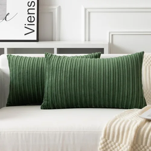 Vista 85 de UGASA - Fundas de almohada decorativas de terciopelo suave y sólidas de Navidad para sala de estar/sofá, 16 x 16 pulgadas, 2 unidades, color burdeos
