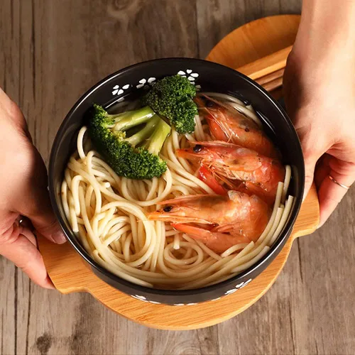 Vista 6 de WHJY Cuenco de cerámica negro con tapa, cuchara, palillos para sopa, arroz, fideos. Vajilla de estilo tradicional japonés.
