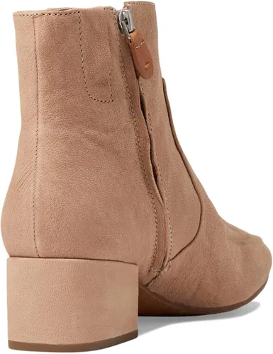 Vista 5 de Gentle Souls by Kenneth Cole womens Ella Apron Bootie