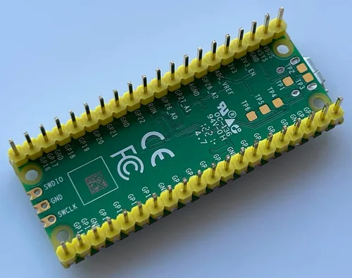 Vista 2 de Raspberry Pi Pico Flexible Microcontrolador Board con 1.3inch LCD Display Module 240×240 Resolución IPS Pantalla (pi Pico Board)