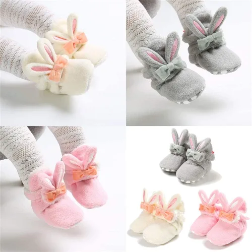 Vista 2 de TIMATEGO - Pantuflas tipo botines de felpa con suela antideslizante para recién nacidos, bebés, niños y niñas