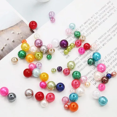Vista 4 de Cuentas de perlas de 5600 cuentas de satén de plástico de perlas de colores con agujeros para pulseras y fabricación de joyas de 4,5,6,8 in (color)