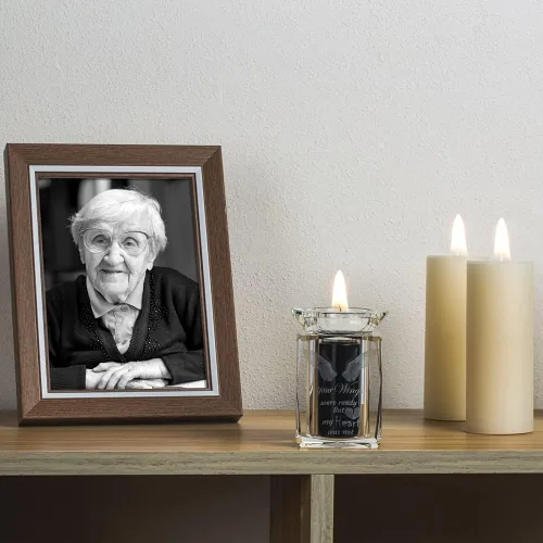 Vista 7 de IFOLAINA Urna Pequeña Alas de Ángel Urnas en Miniatura Cenizas de Cristal Mamá Portador de Recuerdo de Cremación para Cenizas Papá Adulto Hombre