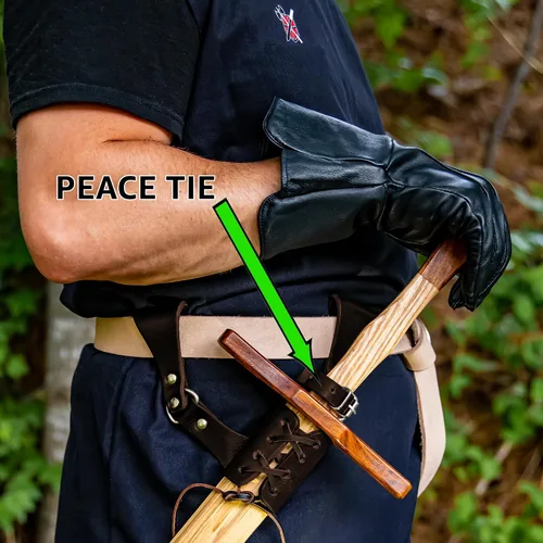 Vista 3 de Armory Replicas - Rana espada de cuero hecha a mano Disfraz medieval LARP hebilla ajustable y cinturón de arma con cable soporte