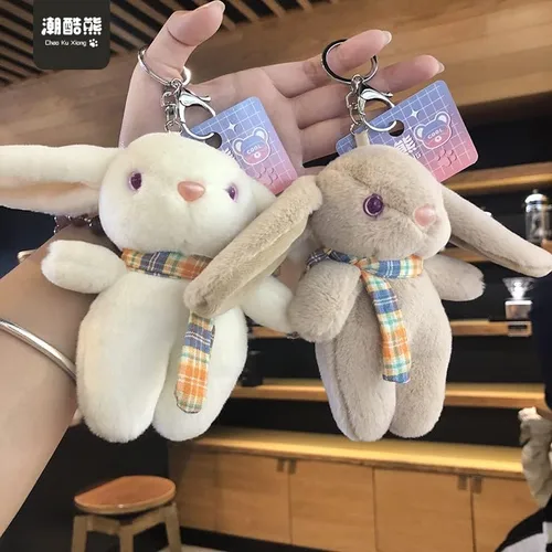 Vista 2 de BONICI Chicas y mujeres creativas y bonitas orejas grandes cálida bufanda suave con colgante de conejo llavero llavero de Año Nuevo bolso de mano
