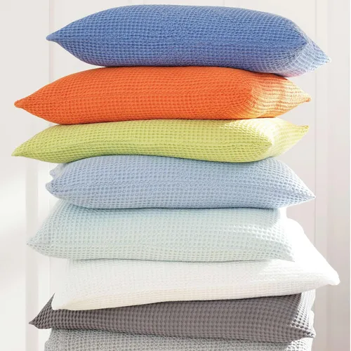 Vista 8 de Pine Cone Hill Funda de almohada de Matelasse azul francés de burbujas, tamaño estándar, patrón sólido azul