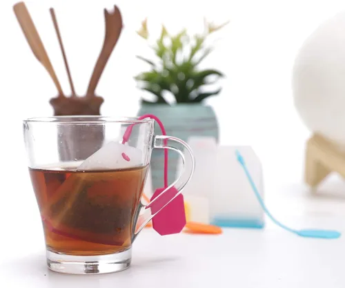Vista 4 de Infusor de té de silicona, paquete de 4 bolsas de filtro de té de hojas sueltas con cuchara