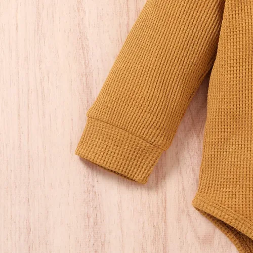 Vista 6 de CBHAIBLYD Conjunto de ropa de bebé recién nacido con botones y manga larga para bebé conjunto unisex de punto gofre