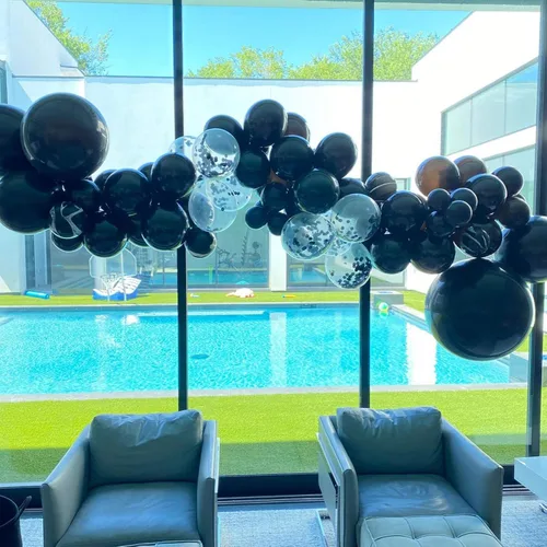 Vista 5 de Globos redondos gigantes de 24 pulgadas, paquete de 10 globos de látex negro para sesiones de fotos, bodas, baby shower, decoraciones de fiesta