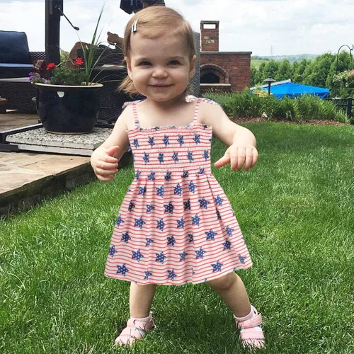 Vista 3 de CM-Kid Vestido para niñas del 4 de julio, vestido de verano de bandera estadounidense a rayas y estrellas, ropa patriótica para niños de 2 a 8 años