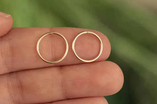 Vista 28 de Aretes de aro de oro de plata – Aretes de aro para mujer, dos piezas de aros de plata fina rellenos de oro, aro de hélice, anillo de tragus, aro