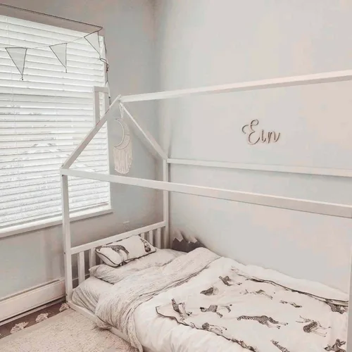 Vista 4 de Casa de la cama de los niños con rieles, Montessori cama de piso para niños pequeños, marco de cama en forma de casa Kds, marco de cama Montessori