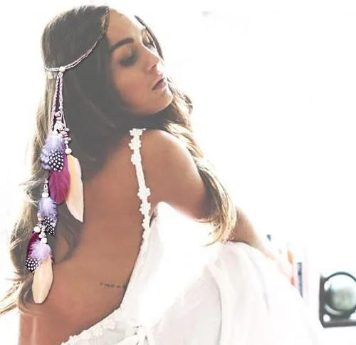 Vista 4 de CAKURE Diadema de plumas bohemias, tocado de plumas gitanas, diadema india, diadema de plumas largas, accesorios para el cabello