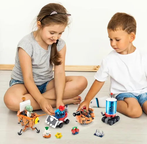Vista 7 de Maikerry Juego de 4 unidades de plantas y zombis pequeños modelos de montaje vs juguetes de montaje para niños y niñas, grandes regalos para niños