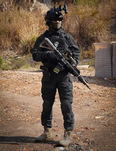 Vista 7 de IDOGEAR Conjunto de uniformes de combate G3 para hombre con rodilleras y coderas, ropa de camuflaje