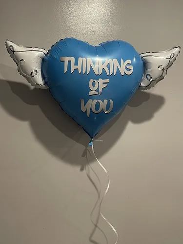 Vista 3 de Thinking of You - Globos celestiales – Regalo conmemorativo de ala de ángel en forma de corazón Condolencia y recuerdo Recuerdo de condolencia