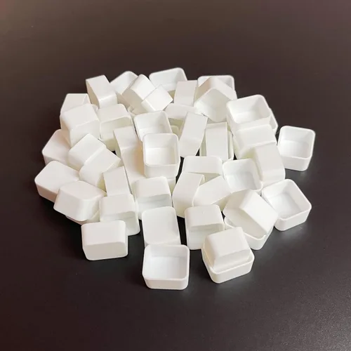 Vista 4 de FCLUB 24 bandejas de acuarela vacías – Moldes de esquina redondeada de plástico blanco de 0.1 fl oz para paleta de pintura de bricolaje