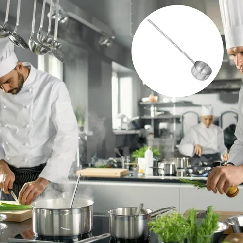 Vista 6 de Cucharón de sopa de acero inoxidable grande con mango largo para cocina y uso doméstico