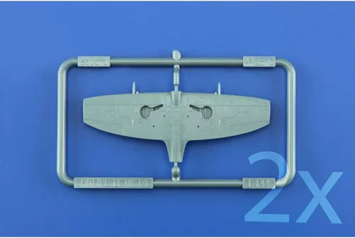Vista 4 de Eduard Models Spitfire Super 44 Dual Combo Modelo Kit (escala 1/144)