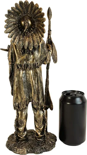 Vista 3 de Ebros nativo americano indio guerrero tribal jefe con tocado de batalla sosteniendo lanza y estatua de pipa Chalumet como decoración del hogar