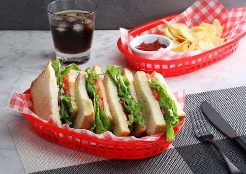Vista 6 de New Star Foodservice 44065 - Cestas de comida rápida, 10.5 x 7 pulgadas, juego de 12, color rojo
