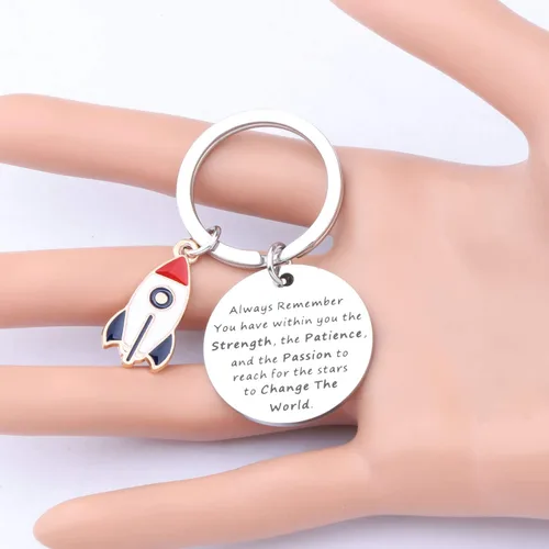 Vista 3 de CENWA Rocket Ship Regalo astronauta regalo astronauta regalo Always Remember You Have Within You The Strength llavero