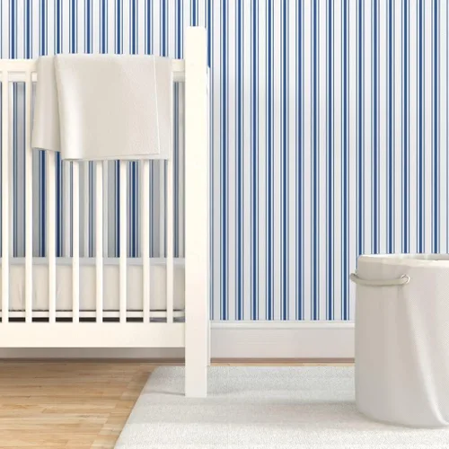 Vista 6 de Muestra de papel tapiz extraíble, diseño de rayas francesas con patrón de rayas azul oscuro, blanco, papel pintado prepegado personalizado por