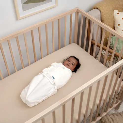 Vista 11 de SwaddleMe by Ingenuity - Manta para bebé para todas las estaciones, 2 capas de giro rápido para cambiar de 1.0 a 2.5 TOG, tamaño 0-3 meses, 7-14