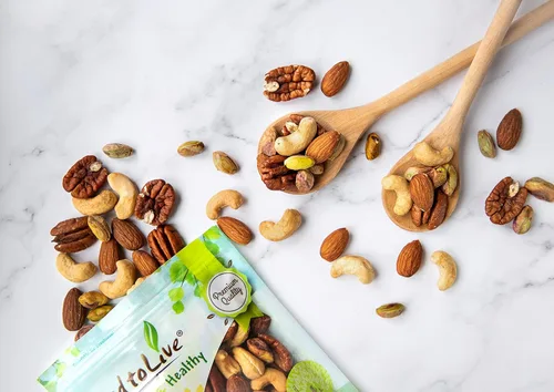 Vista 6 de Food to Live Mezcla prémium de cuatro nueces, 8 onzas, una mezcla de pistachos tostados secos, almendras, nueces, anacardos y almendras con sal
