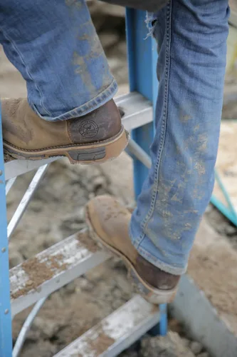 Vista 2 de Irish Setter, Marshall, para hombre, 11", impermeable, puntera de seguridad de acero, bota de trabajo tipo pull-on