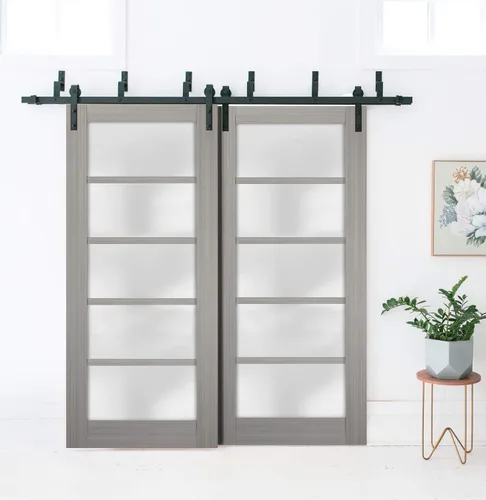 Vista 3 de SARTODOORS Panel de puerta de granero de losa de vidrio esmerilado Quadro 4002 Ginger Ash Puertas con acabado resistente Armario deslizante