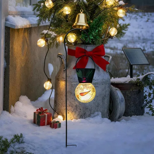 Vista 2 de Viveta Linterna solar de muñeco de nieve, faroles solares colgantes de Navidad, farol impermeable de cristal agrietado para exteriores con gancho