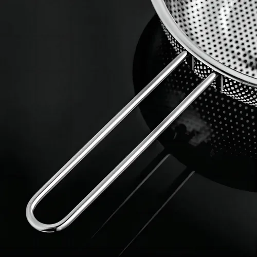 Vista 8 de GREATLINK Colador de lavabo de acero inoxidable con asa, colador de cocina, pies de descanso y colador para colar, enjuagar, freír, cocinar al vapor