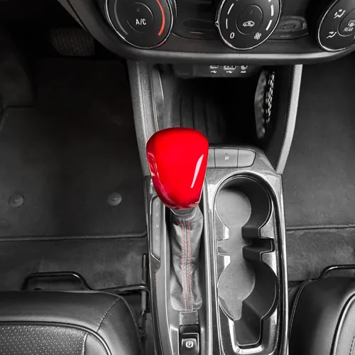 Vista 7 de YOUTOOCAR Cubierta para pomo de palanca de cambios Compatible con accesorios Chevy Trax 2024-2025 (Rojo)