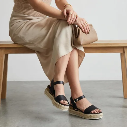 Vista 7 de Sandalias de plataforma CUSHIONAIRE Melissa estilo alpargata para mujer con correa al tobillo ajustable y plantilla de espuma viscoelástica