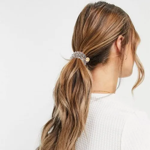 Vista 2 de Brinie Bandas elásticas para el cabello, bandas elásticas blancas para el cabello, bandas para el cabello con cuentas para coleta, accesorios