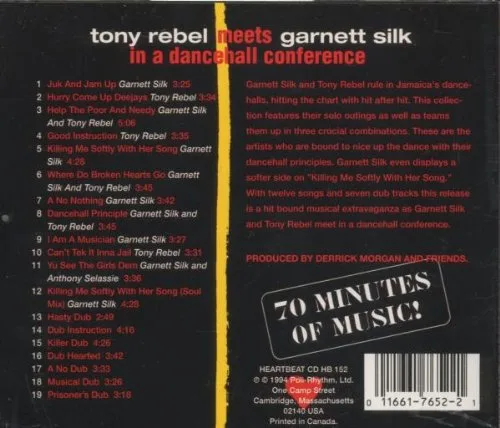 Vista 2 de Tony Rebel se reúne con Garnett Silk en una conferencia de Dancehall