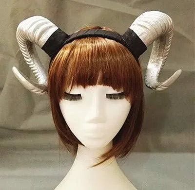 Vista 2 de Diadema gótica de cuerno de oveja doradaplateada vintage, para fiesta de Navidad, cosplay, accesorios para fotos (plateado)