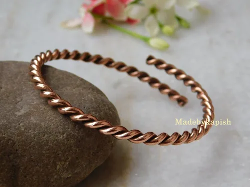Vista 2 de Pulsera tensor hecha a mano de cobre puro 100% cobre, brazalete tensor de cobre, brazalete de cobre de la artritis, regalo de cumpleaños