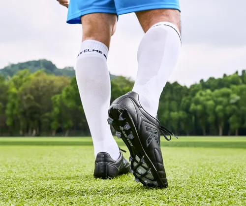 Vista 6 de KELME Tacos de fútbol para hombre, FG Firmes/Artificial Ground Shoes,Ligero para fútbol atlético al aire libre