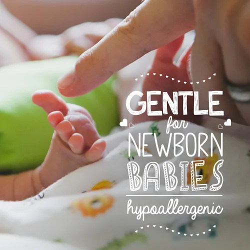 Vista 6 de Pañales para bebés recién nacidos/talla 1 (8-14 libras), 198 unidades y detergente para ropa para bebé, paquete de 2 – Pampers Swaddlers, One Month
