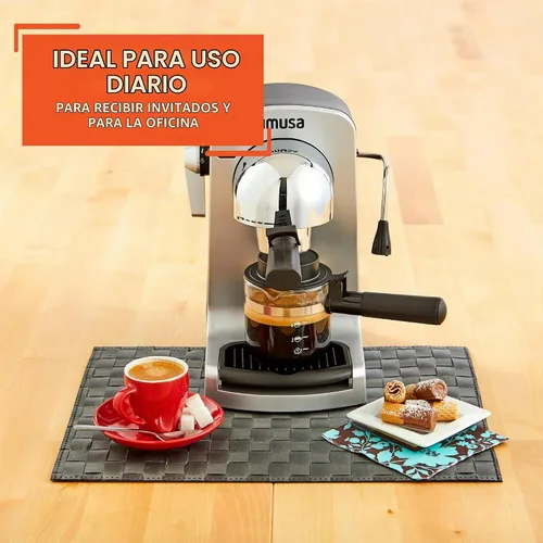 Vista 8 de IMUSA Cafetera eléctrica para Espresso y Cappuccino Bistro de 4 tazas, plateado