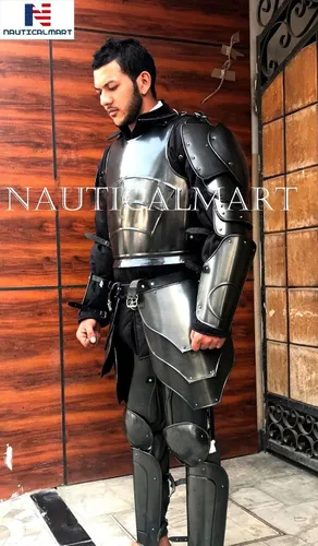 Vista 2 de NauticalMart Armor ConQuest Undead - Conjunto completo de armadura medieval negra