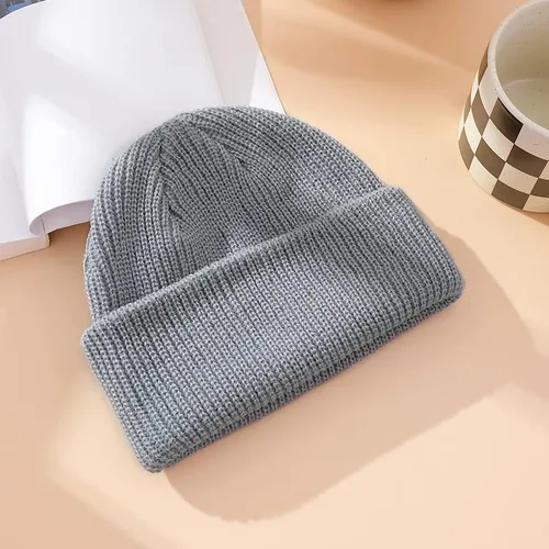 Vista 2 de TopTie Gorros de punto de invierno para adolescentes, gorro de trineo cálido y suave