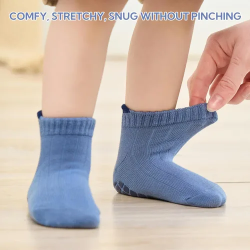Vista 4 de Calcetines tobilleros antideslizantes para niños pequeños con agarres, lindos sin costuras, para bebés, niños y niñas, 6 pares