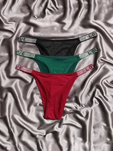 Vista 2 de WDIRARA Ropa interior para mujer de 3 piezas con cuerdas en V, juego de tangas con cinta de letras y diamantes de imitación