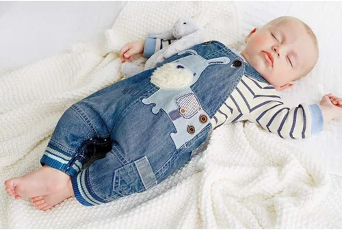 Vista 2 de LvYinLi Linda ropa de bebé niño traje niño niño camiseta de manga larga a rayas + mono de mezclilla mono pantalones conjuntos conjuntos