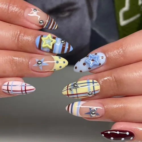 Vista 22 de Uñas postizas largas a presión con forma de almendra, color azul Seeneey
